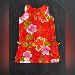 Vintage handmade Hawaiian crepe fabric top red with pink hibiscus flowers small